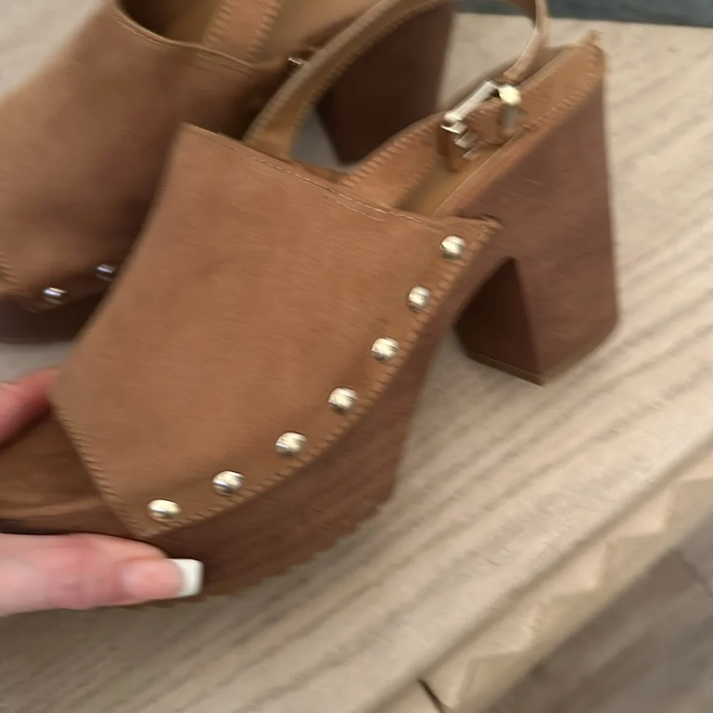 Wonderly - Sandals/Clogs - NWOT - Picture 5 of 12